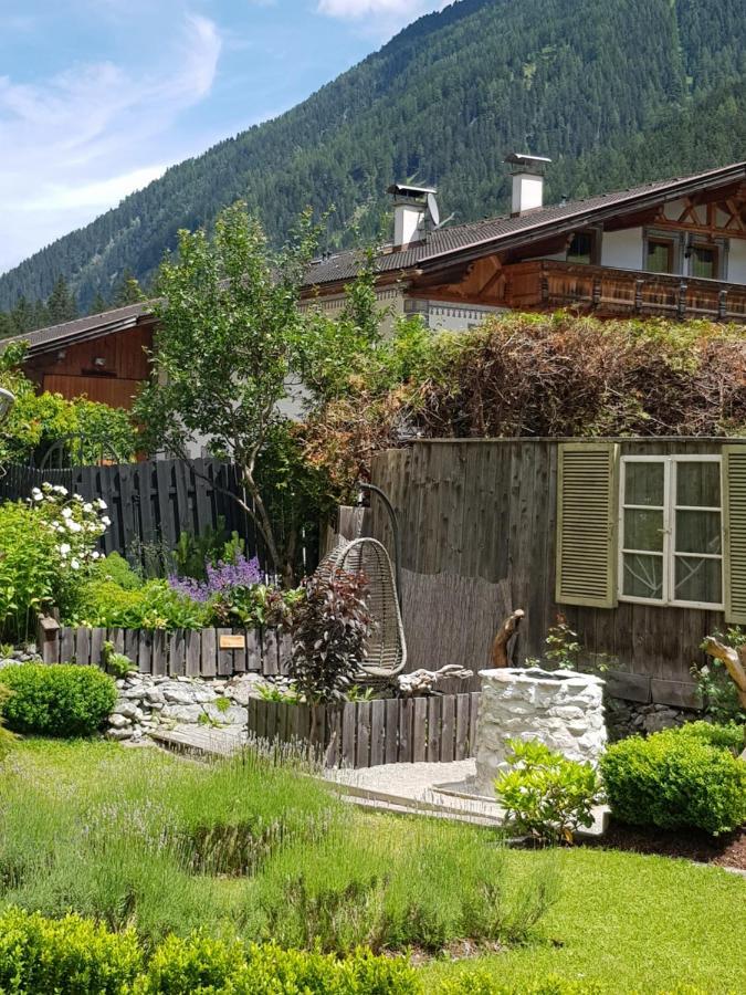 Apartments Schneiterhof - Der Frei-Raum Neustift im Stubaital Buitenkant foto