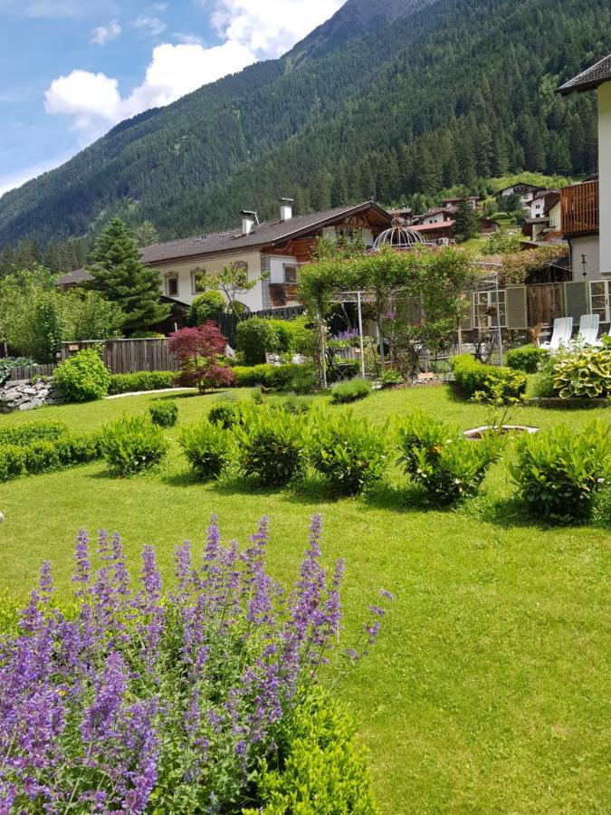 Apartments Schneiterhof - Der Frei-Raum Neustift im Stubaital Buitenkant foto