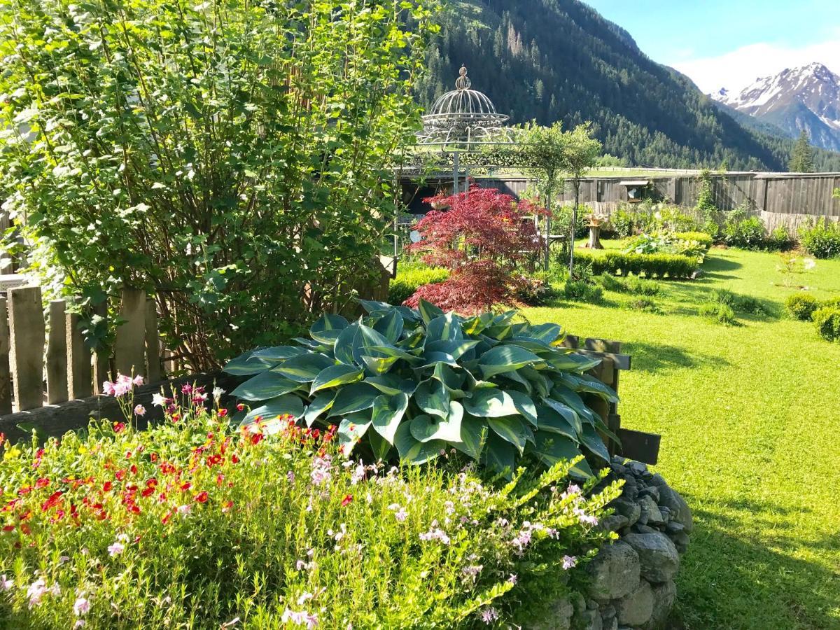 Apartments Schneiterhof - Der Frei-Raum Neustift im Stubaital Buitenkant foto