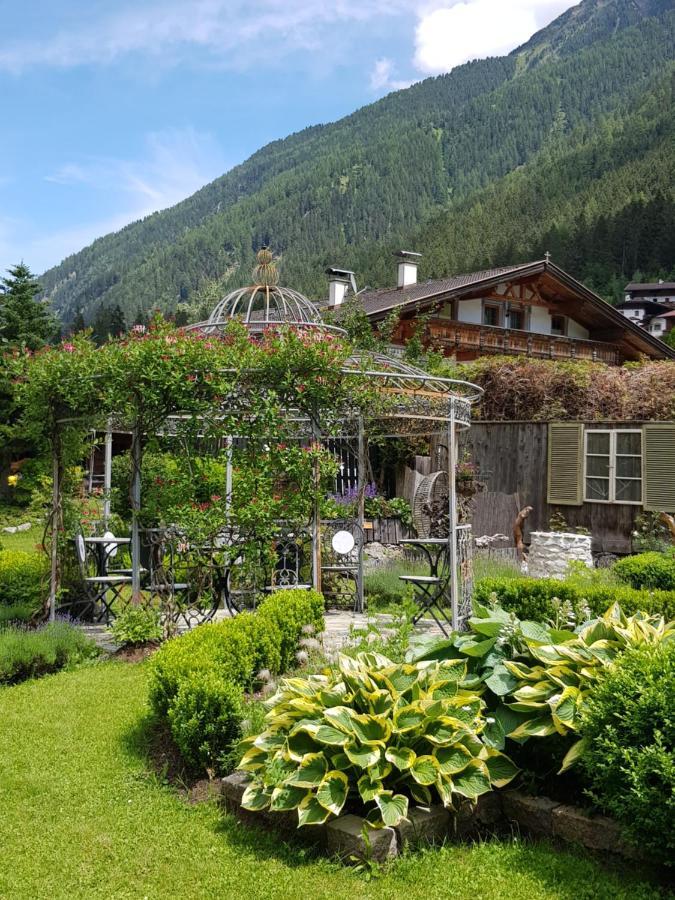 Apartments Schneiterhof - Der Frei-Raum Neustift im Stubaital Buitenkant foto