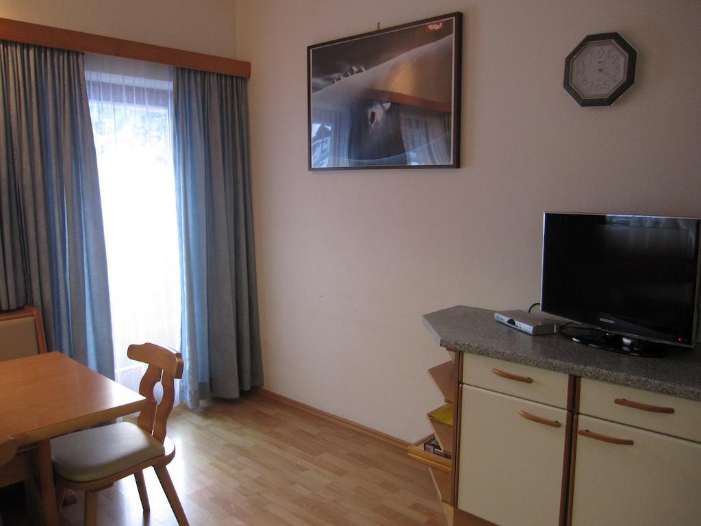 Apartments Schneiterhof - Der Frei-Raum Neustift im Stubaital Kamer foto